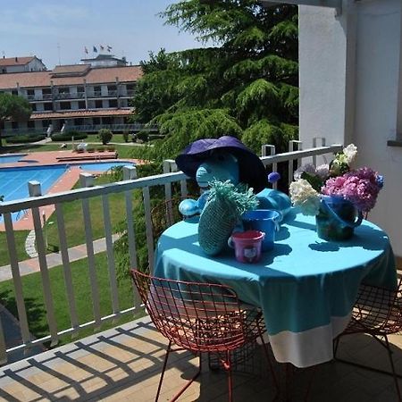 Residence Selenis Bilocale Vista Piscina - Agenzia Cocal カオルレ エクステリア 写真